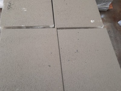 BETONSKA PLOŠČA 40X60/8, cementno siva